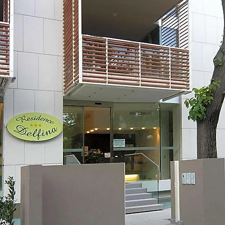 Delfina Hotel 3*