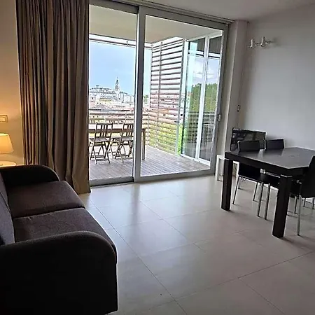 Hotel Delfina